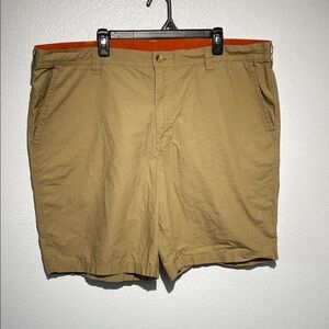Columbia Men's Tan Shorts